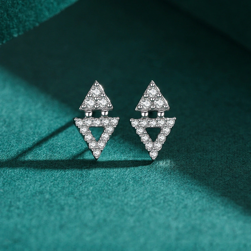 Personalizado Nuevo Arrival Triangle Shape Rhodium Plated 925 Sterling Silver Pendientes