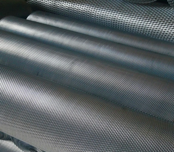 Expanded Metal Mesh Screen for Industrial or Commercial Use