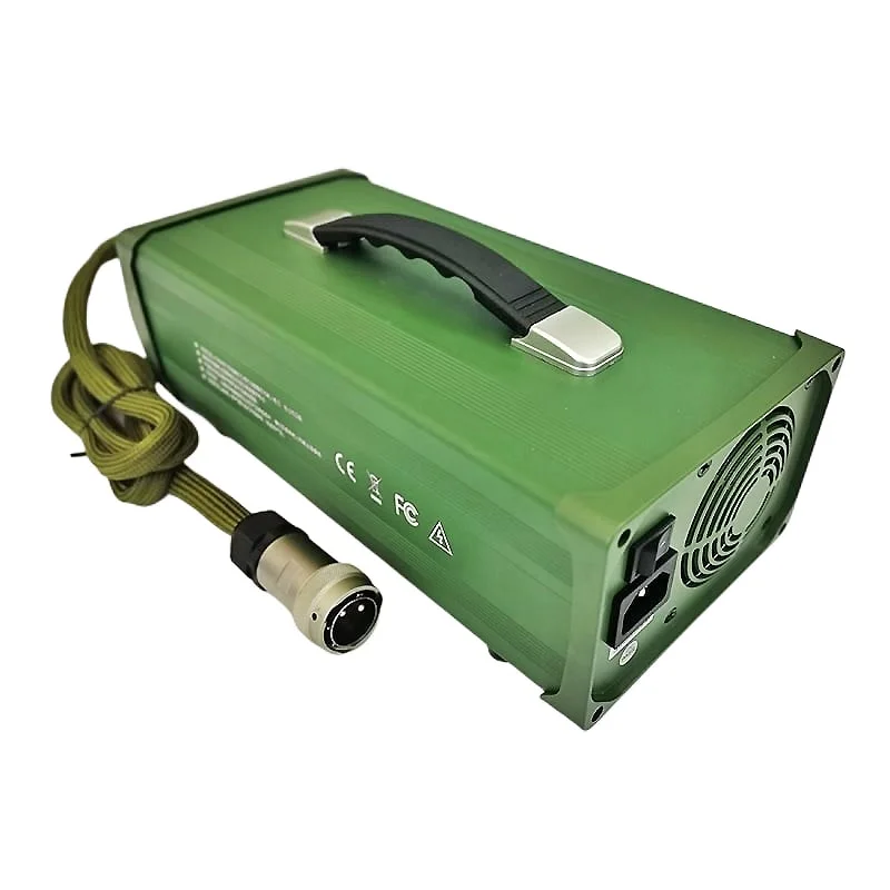 AC 220 V qualité militaire DC 71,4V 20A 1500W basse température Chargeur pour batterie Li-ion/lithium polymère 17s 60V 62,9V avec PFC