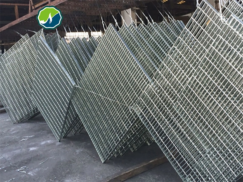 Load Tables Standard Size Steel Bar Grating Rebar Steel Drain Marine Driveway Grates