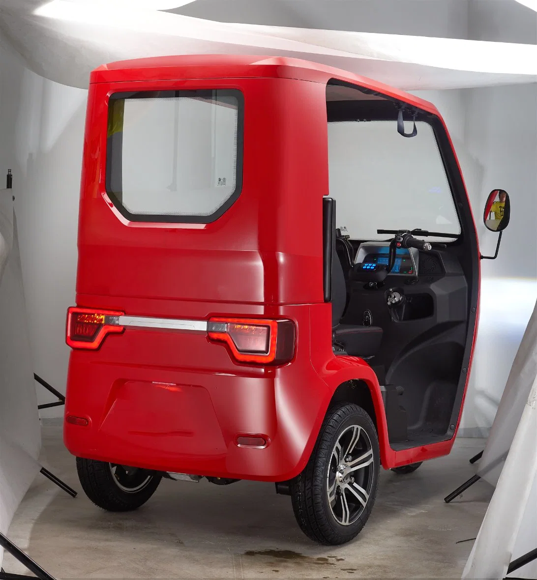 EEC Open Electric Tricycle Electric Scooter Mobility Scooter Tuktuk Van Turk