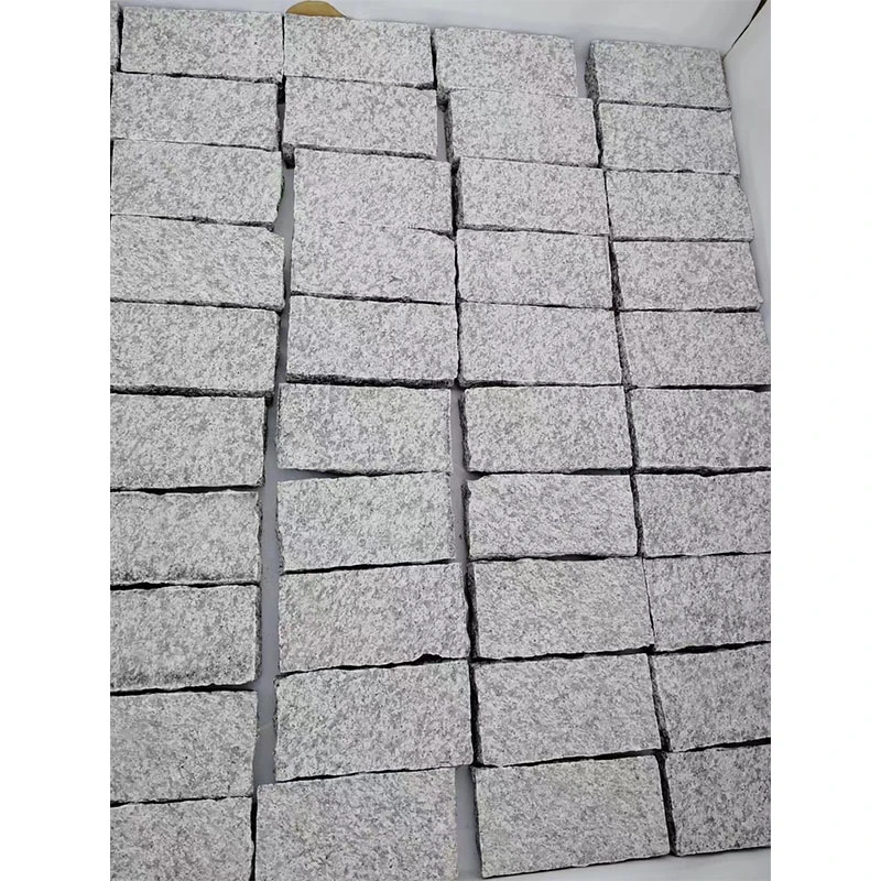 Dark Grey/Yellow/Beige/Light Grey Granite Stone Cobbles for Garden Landscaping Paving Price