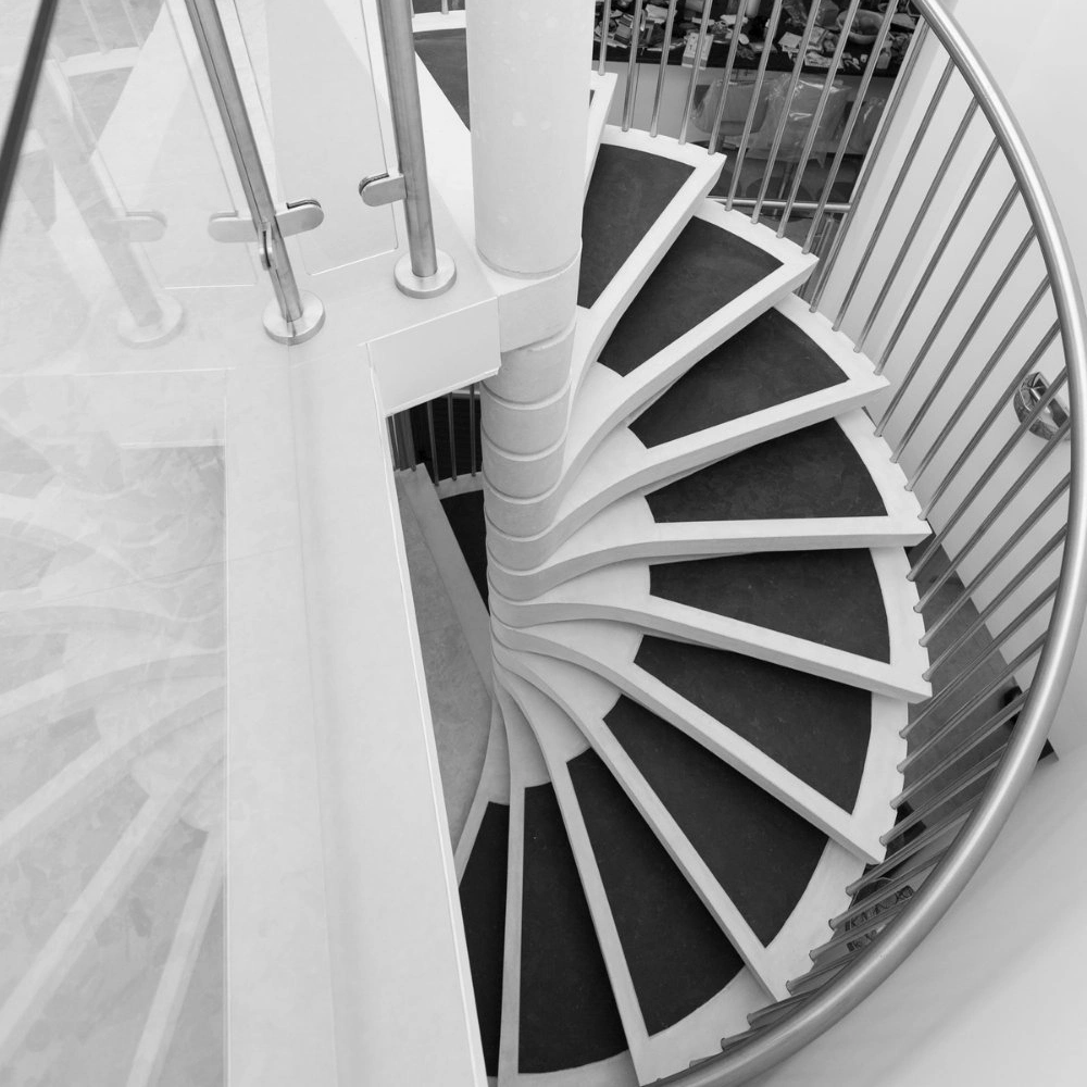 Spiral Staircase Anti-Slip Steel Treads with Stainless Steel Balustrade