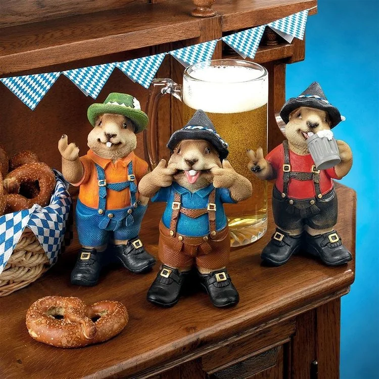 Ventas Polyresin caliente de la moderna estatua Oktoberfest Muskrat cerveza estatuas Trío de amigos