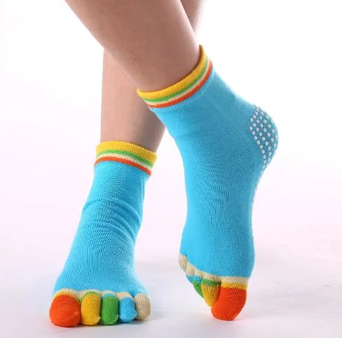 Mehrfarbige, Rutschfeste Pilates-Yoga-Socken Mit Fünf Zehenbereich