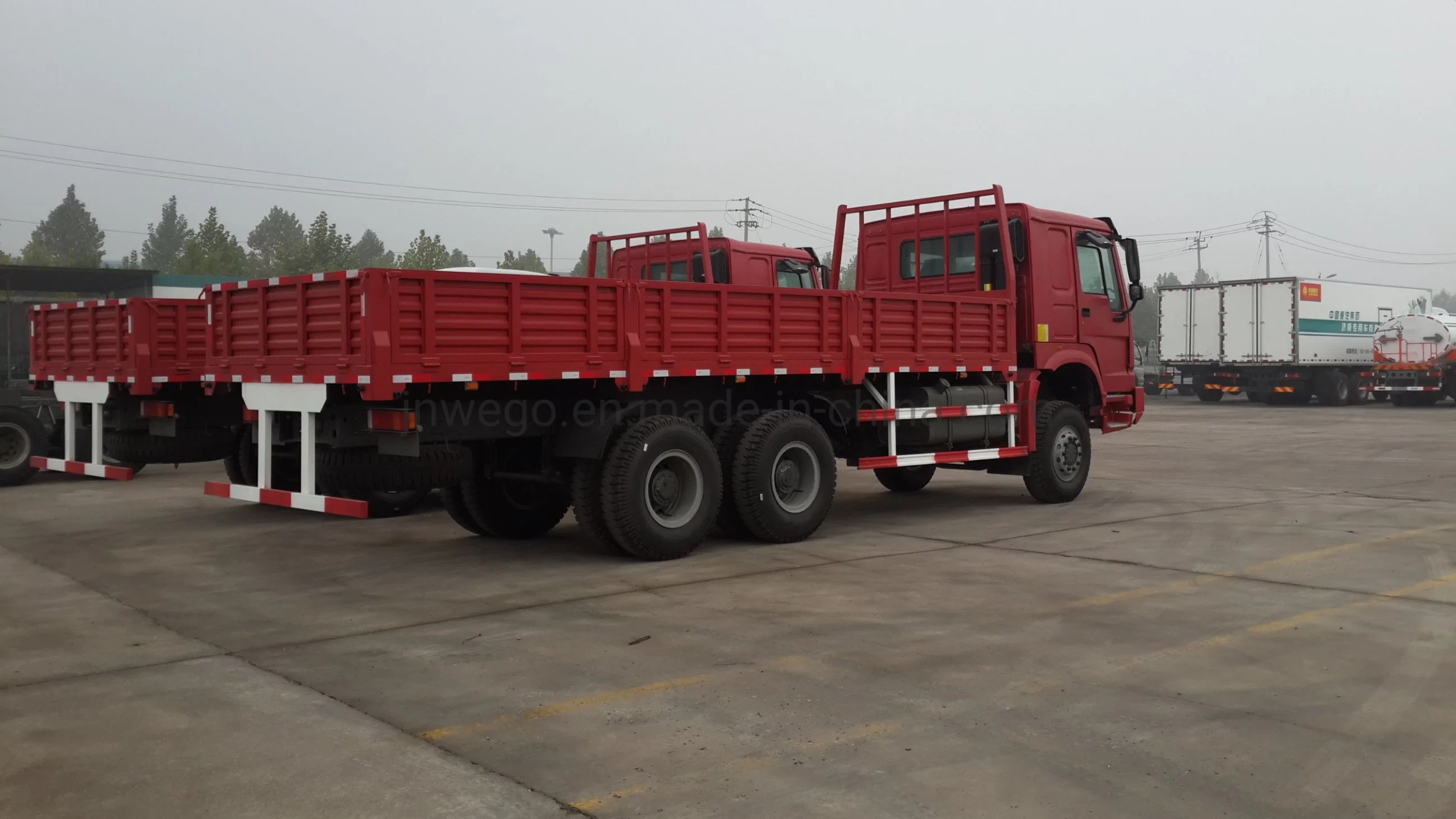 Sinotruk HOWO 8X4 Cargo Lorry Trucks Price