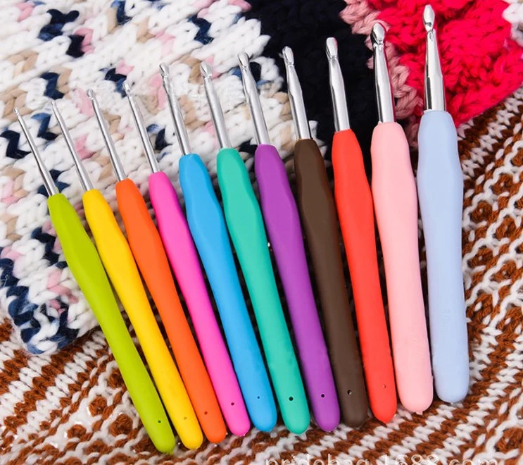 Wholesale/Supplier Colorful 9PCS 12 PCS/Set TPR Soft Handle Aluminum Crochet Hook Set Crochet Hook Knitting Needle for DIY Craft Hand Knitting