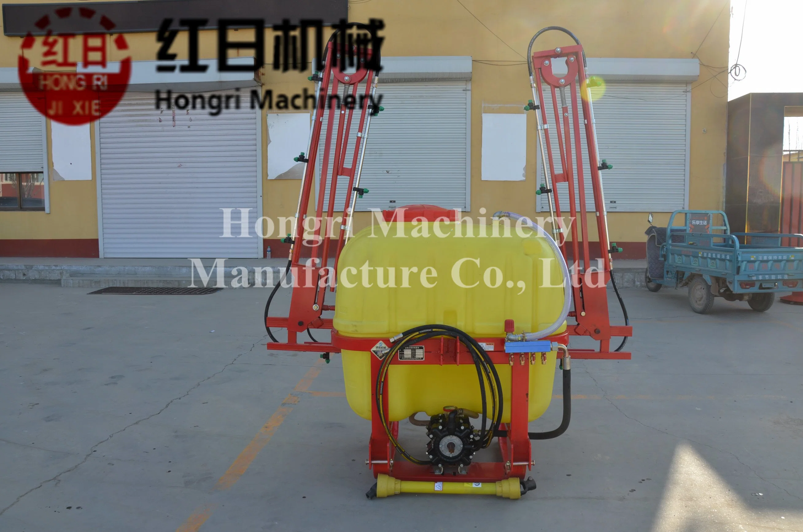 China fabricante de máquinas agrícolas montado no trator pulverizador com barra de ferramentas
