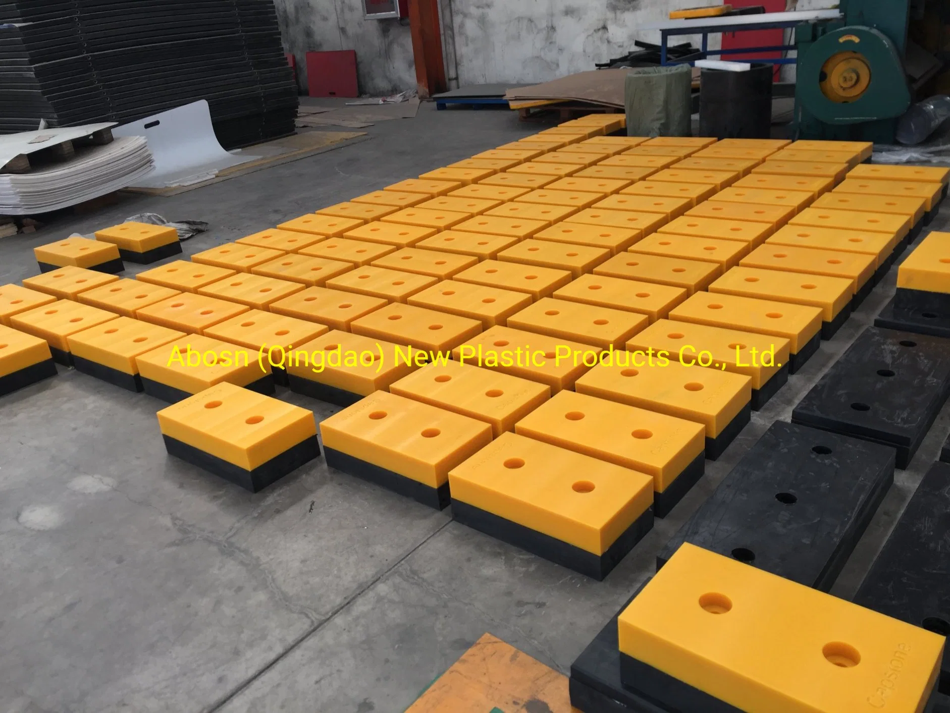 Yellow Rubber&Plastic HDPE Ship Fender Product China Manufacture