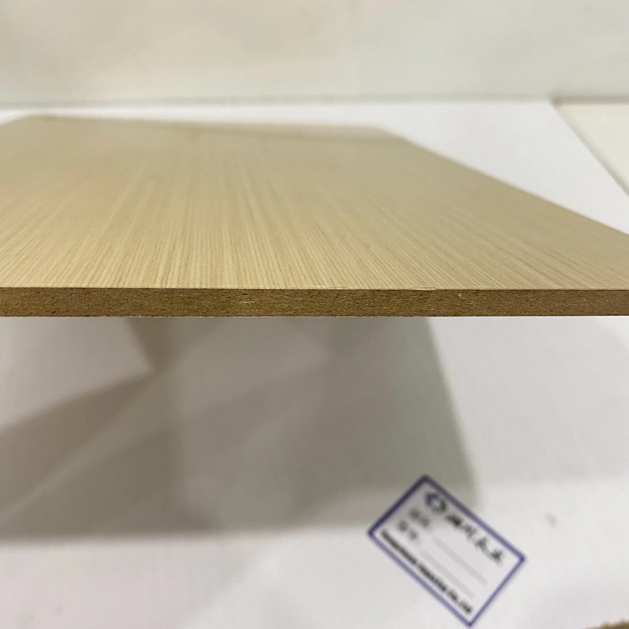 La Originales de fábrica de grano de madera de doble cara de la Junta de melamina techado de madera contrachapada de placa de MDF para muebles