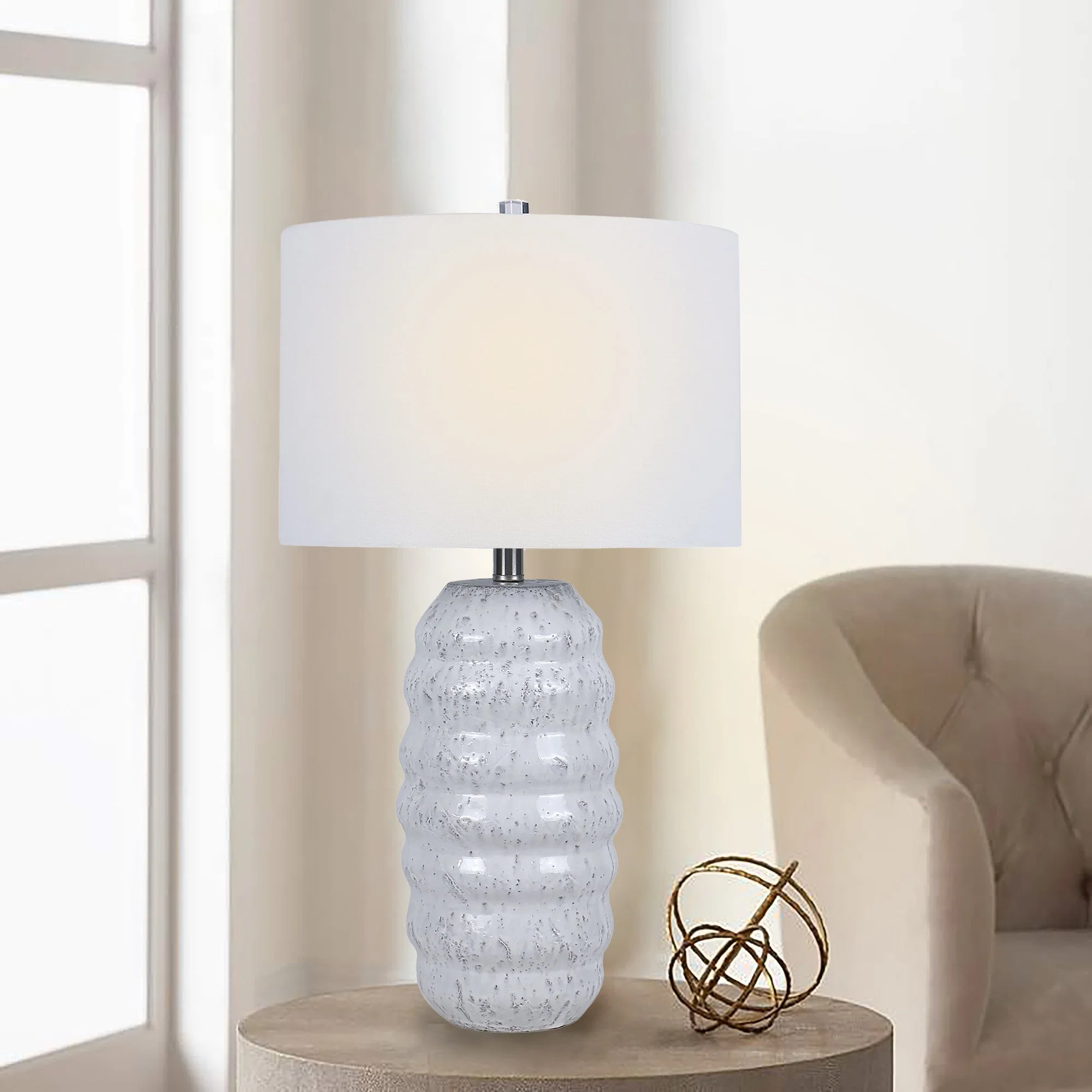 Hamucd Modern Beige Keramik Tischlampen Set von 2 für Wohnzimmer, Coastal Pottery Schlafzimmer Nachttischlampen mit Drehschalter, zeitgenössisch off-White Nachttischlampen