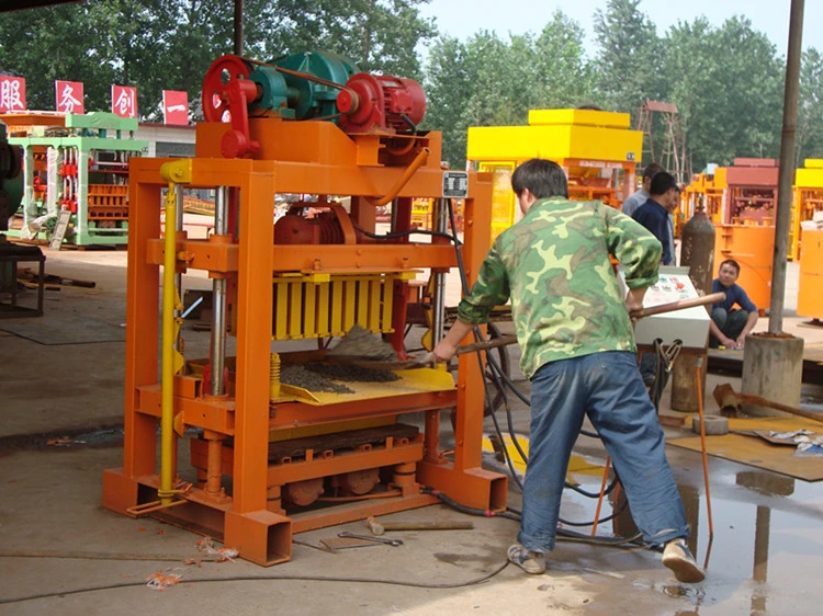 Qtj4-40 Concrete Cement Brick Mould Making Machine Prices