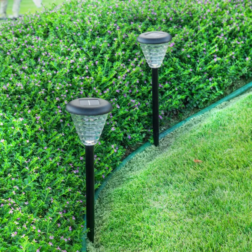 Hot Selling Cheap Small Plastic Outdoor Garden Pathway Yard Pillar Light LED Solar Light