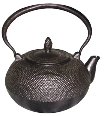 Hot Sale Golden 1.5L Cast Iron Kettle with Cups and Infuser