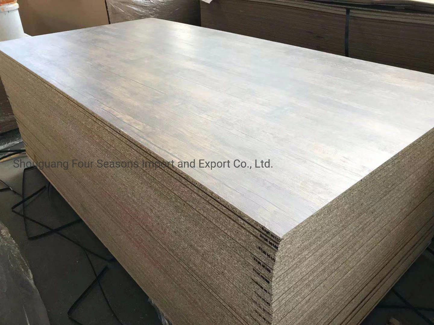 1220*2440mm E1 Glue Wood Grain 2 Sides Melamine Particle Board