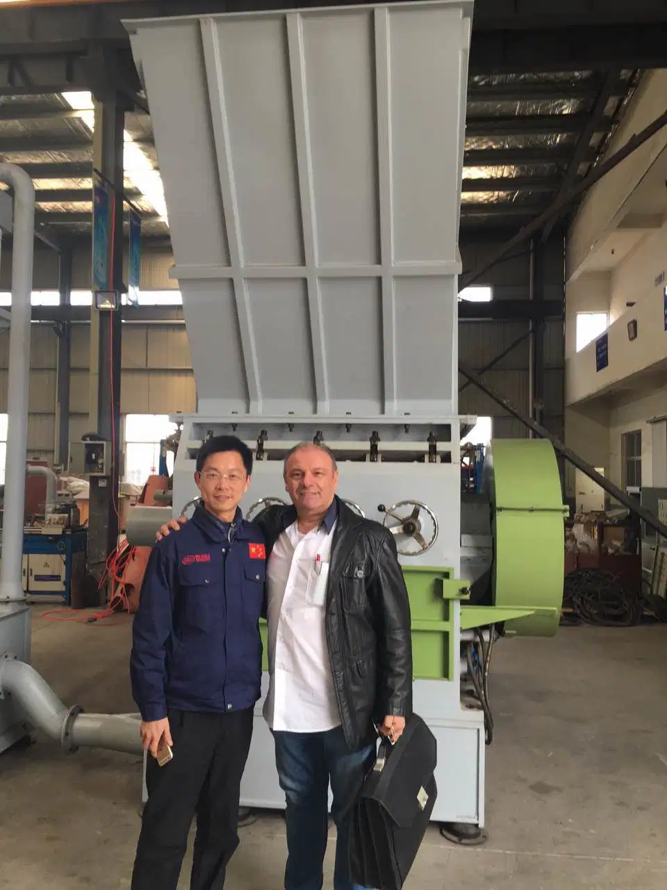 Industrial Paper Small Metal Cardboard Solid Waste Scrap Metal Shredder for Sale