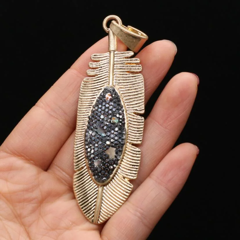 Feather Shape Vintage Metal Necklace Pendant Reiki Healing Blue Eye Pendant for Jewelry Making Earring Necklace Accessories