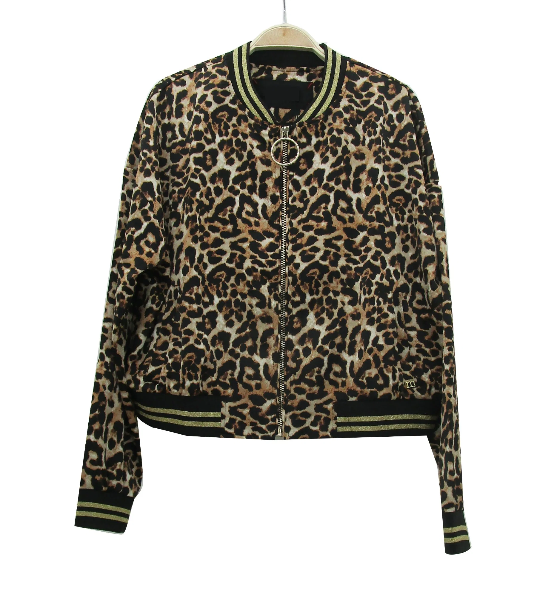 La moda femenina chaqueta con cremallera de leopardo