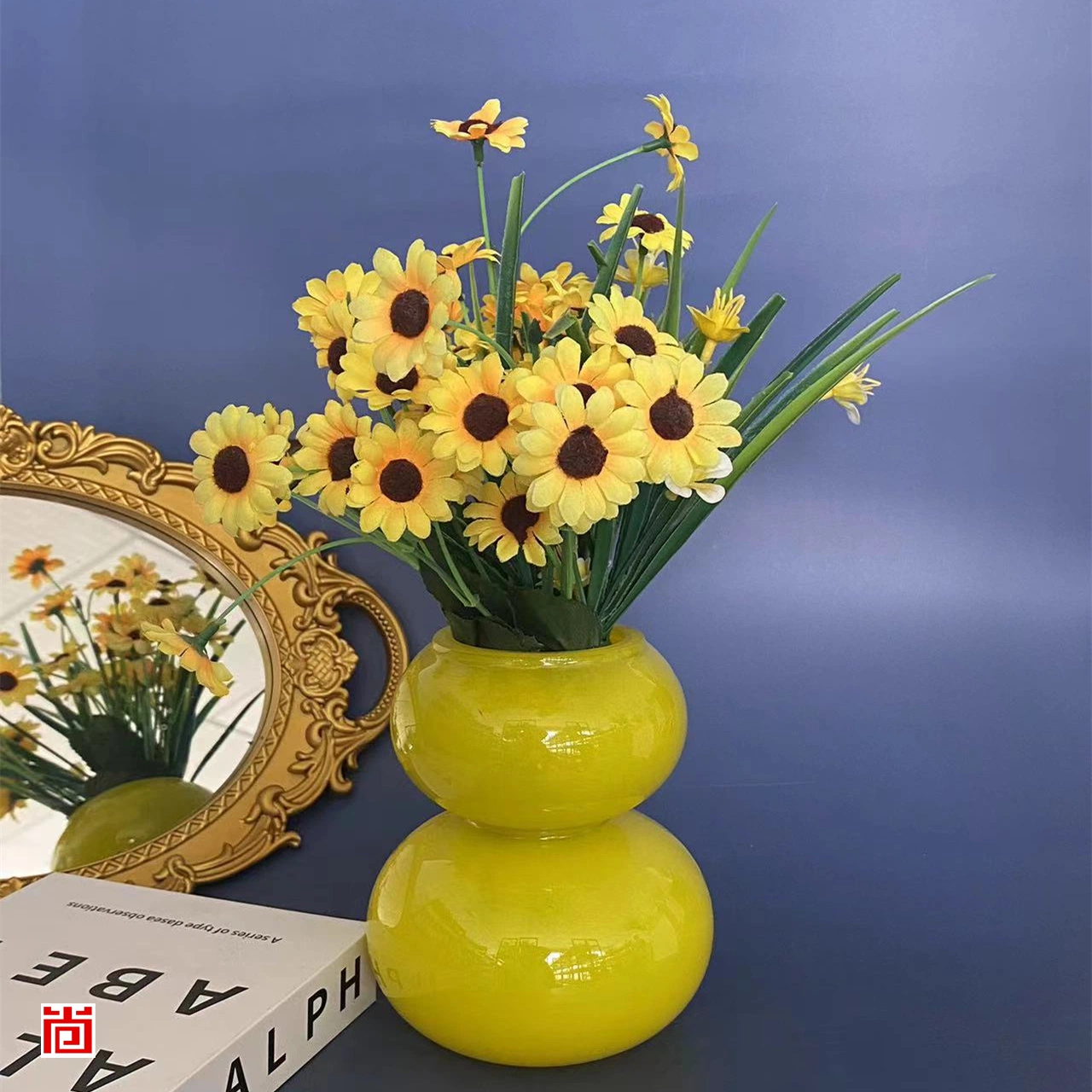 Yellow Gourd-Shaped Glass Flower Vase for House Decor