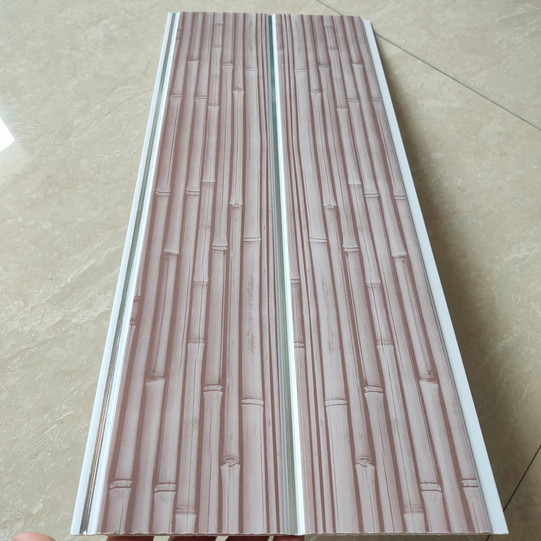 Precios baratos de bambú de peso ligero Diseño de impresión en color Panel del techo de PVC material de construcción