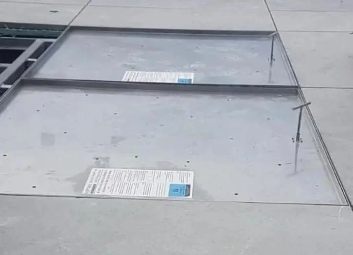 Easy to Open Stainless Steel Manhole Cover with Gas Spring