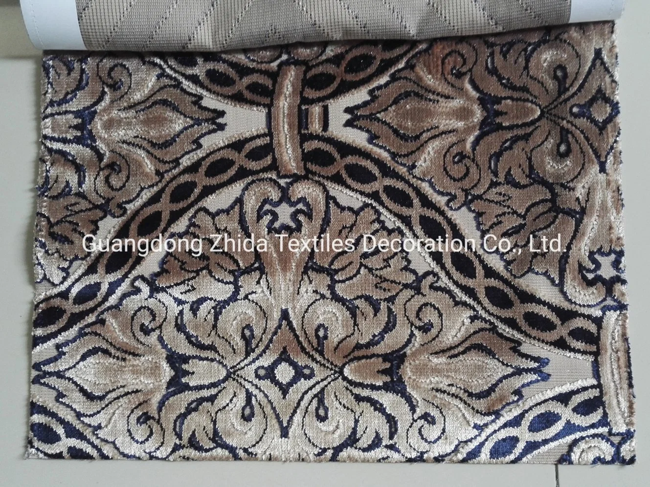 Household Textile Classic 100% Polyester Cut Velvet Decorative Pillow Fabric