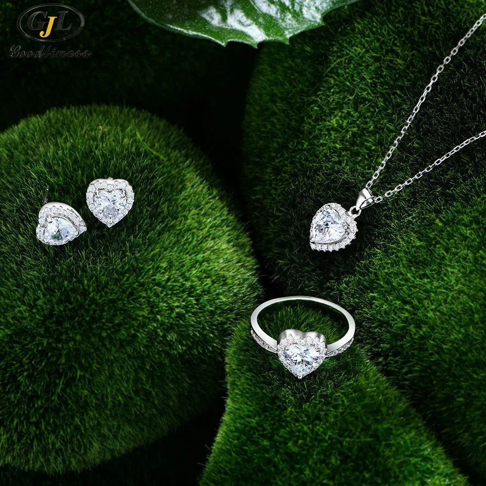 مجموعة مجوهرات من النوع S925 Heart 6mm Zircon Ring Neckring Neckrace Earrings