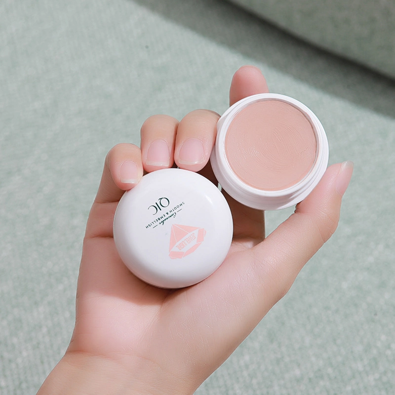 Une nouvelle fondation Make-up de la crème pour les taches de rousseur oeil noir des cercles de l'Acné Marques Concealer facial étanche