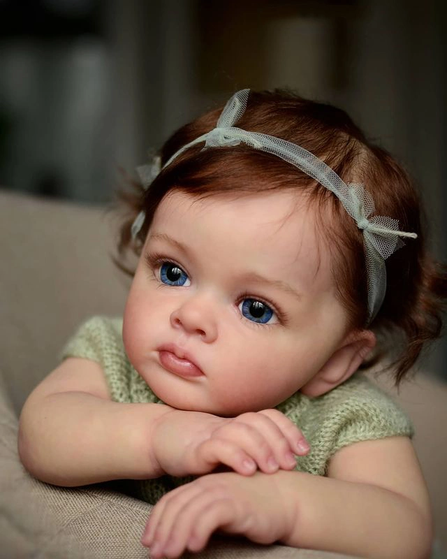 60cm terminé dans l'image de poupée Reborn Doll Tutti Toddler fille poupée de peinture à la main avec la genèse de la peinture de haute qualité poupée de la peau 3D