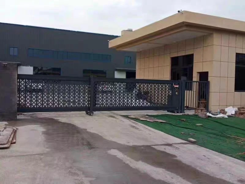 Aluminum Retractable Gate Designs for Wall Compound