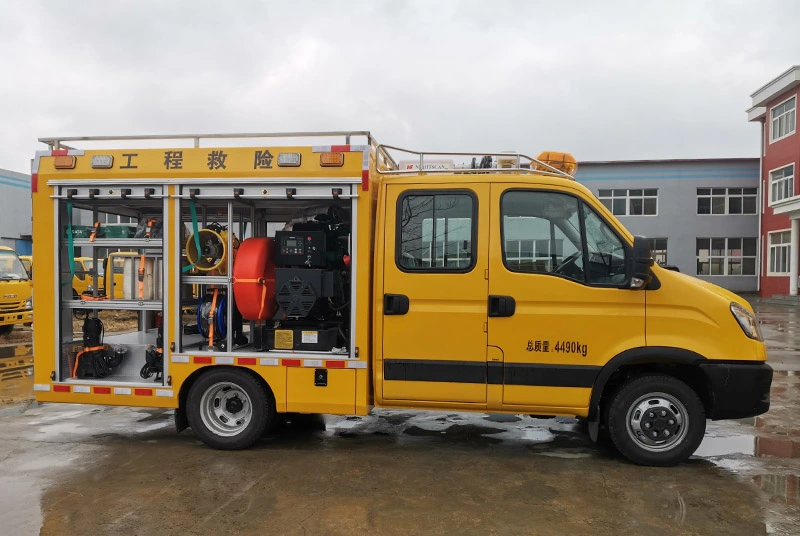 Double-Row Drainage Vehicle for Rescue with Equipment of Pump Pickup Appliance Instrument Transport Offroad Special Emergency Mining Multipurpose Support