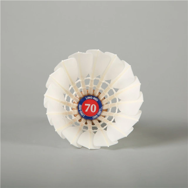 Suministro de fábrica Lingmei 70 Goose Feather Badminton shuttlecock para competición