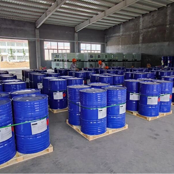 Chinese Manufacture Supply 99.9% CAS No. 109-99-9 Thf/Tetrahydrofuran