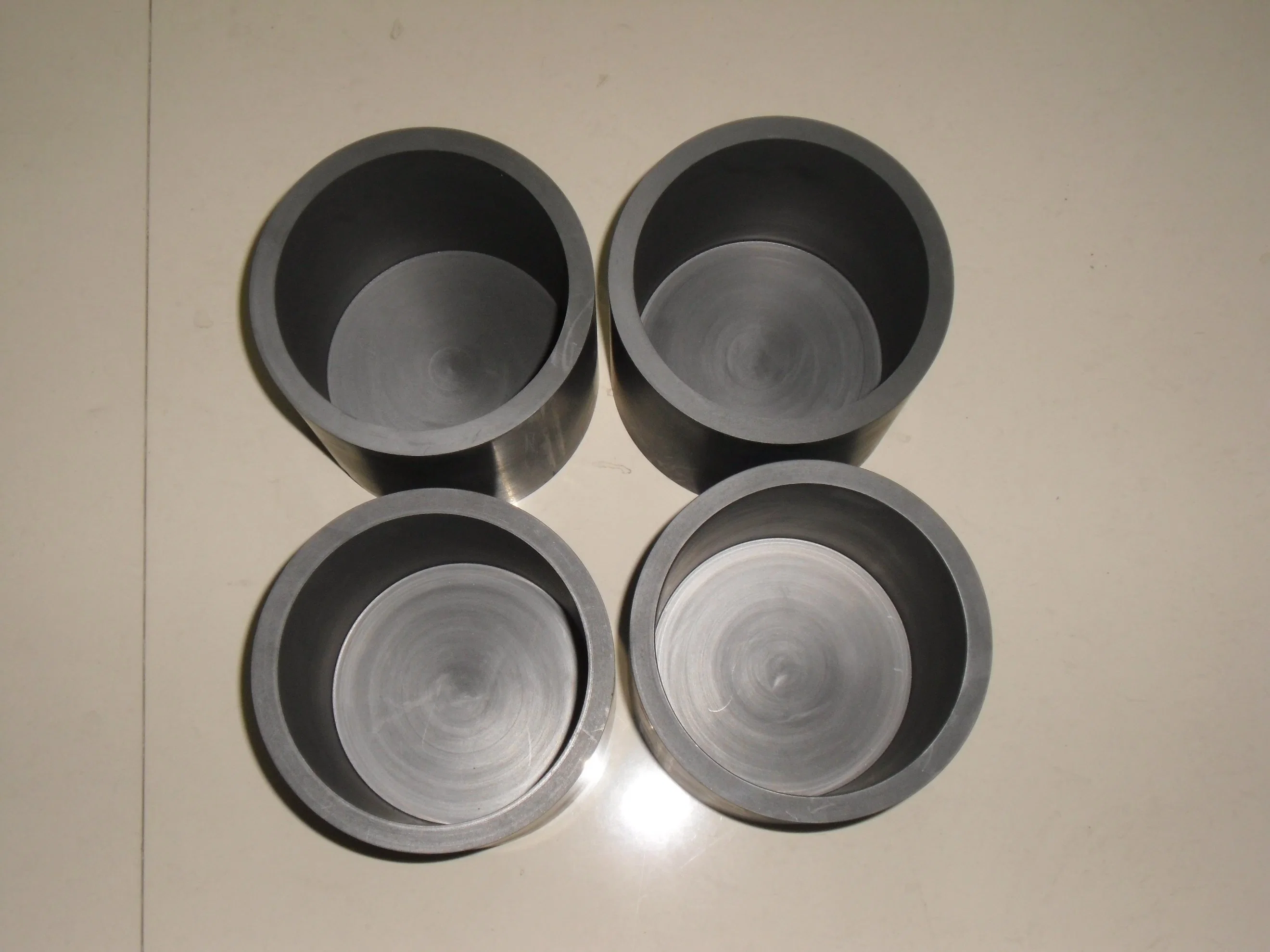 99.95% Graphite Crucible Molybdenum Material Tungsten Crucible for Vacuum Coating