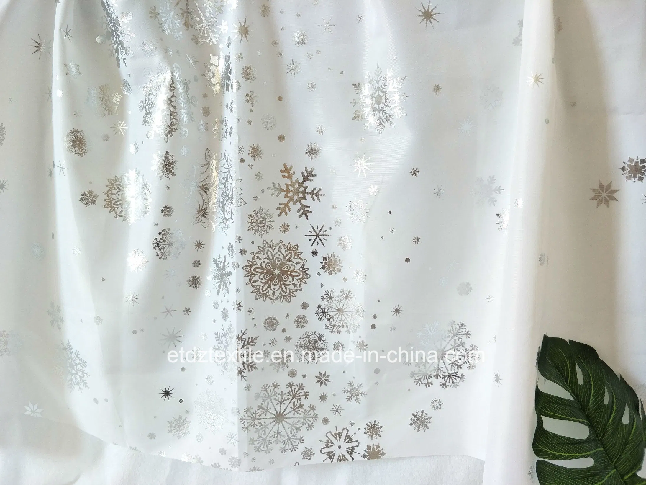 New Design Snow Patterns Table Cloth Fabric