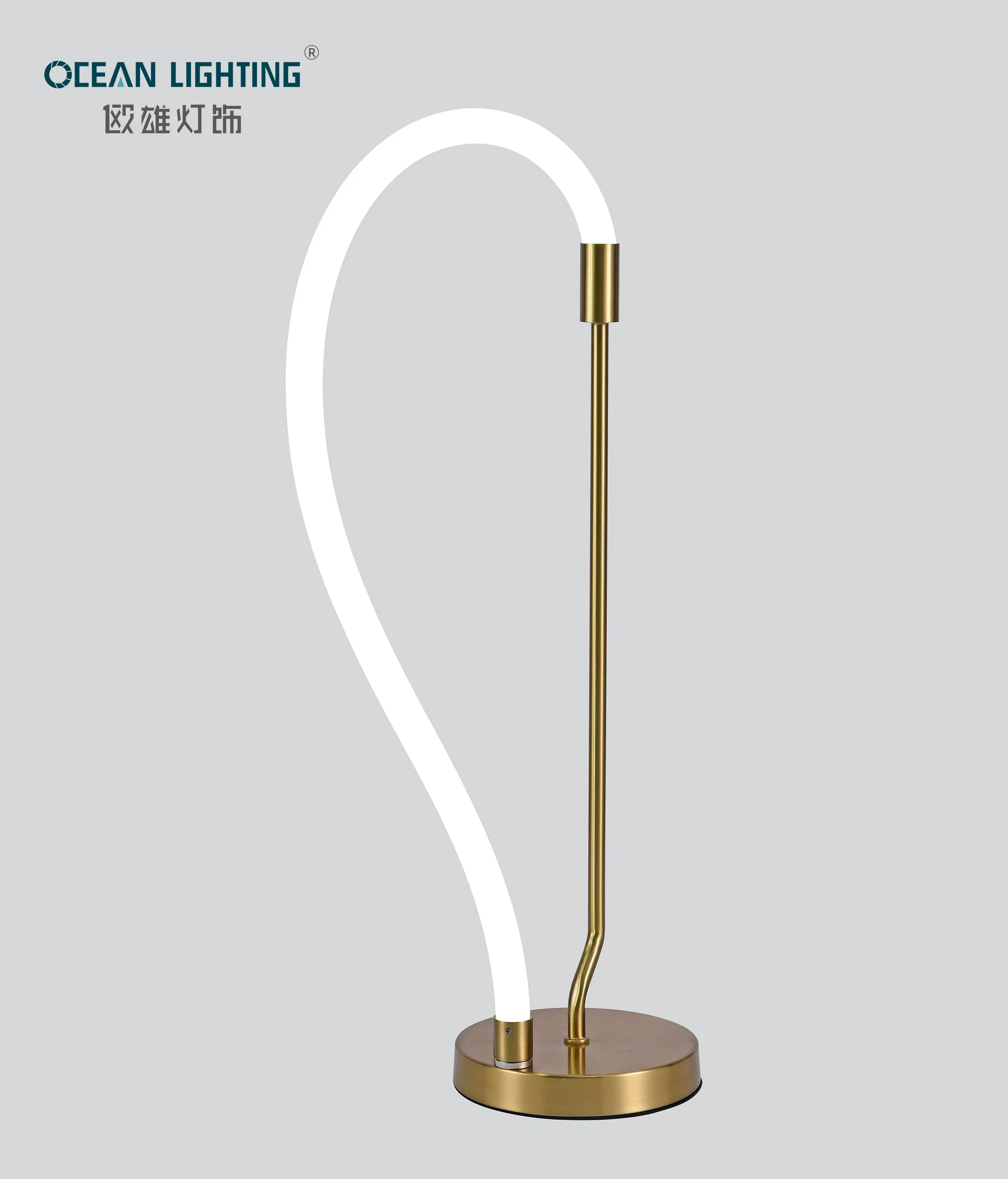 تصميم جديد عام 2020 مصباح طاولة حديث منضدة مصابيح داخلية إضاءة مطعم فندق Home