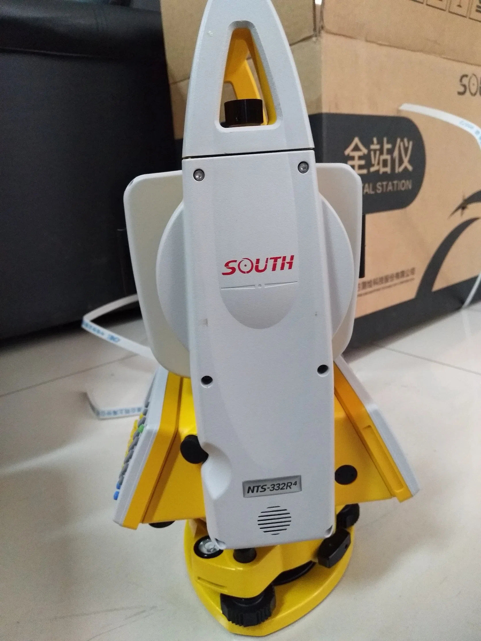 2" South Nts-332r4 Total Station