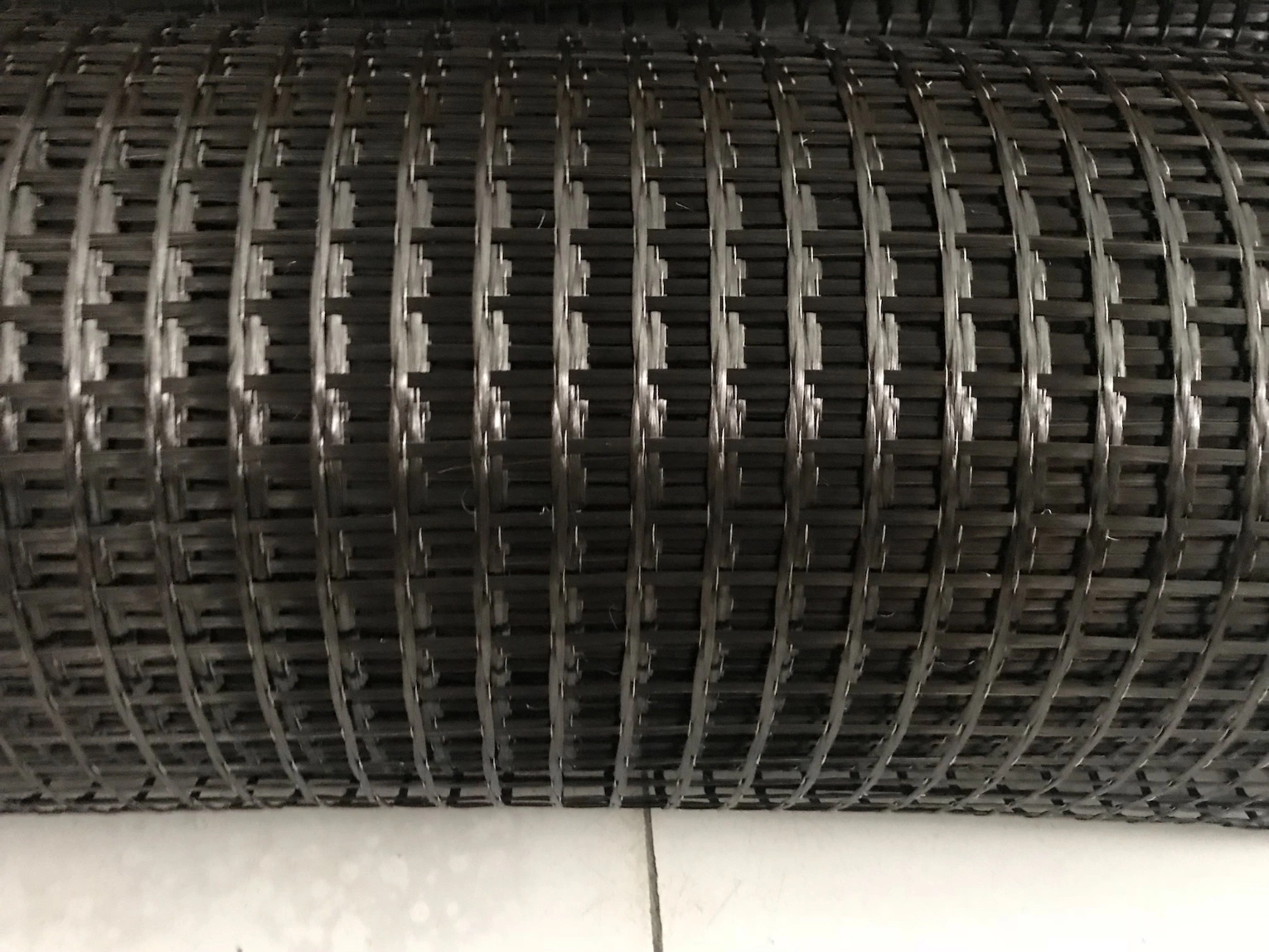 Factory Wholesale/Supplier Free Sample 20mm Mesh 150GSM Carbon Fiber Grid