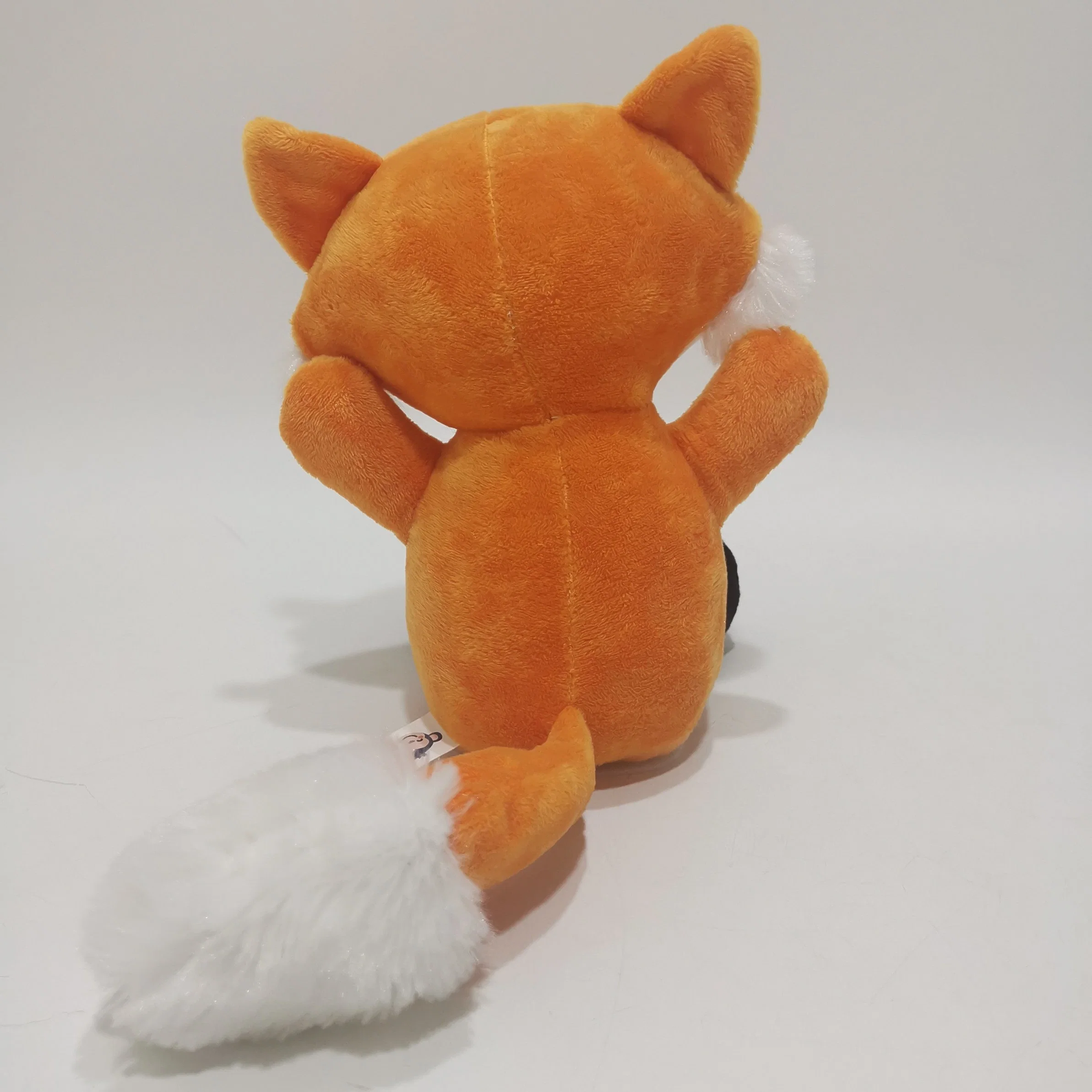 Amazon Hot Vender Artículo eléctrico Fox Regalos hablando de nuevo Plush Juguetes animados para niños Juega con otra fábrica de BSCI