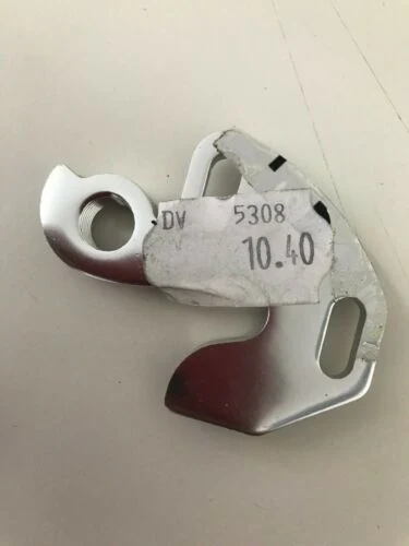 Personnalisé de pièces d'usinage CNC aluminium anodisé à libération rapide Collier de vélo Vélo vélo électrique de précision pièces de rechange OEM