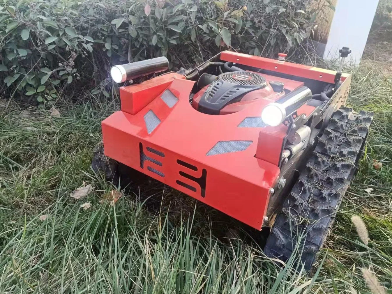 Guter Preis Fernbedienung Rasenmäher Roboter mit 7,5HP