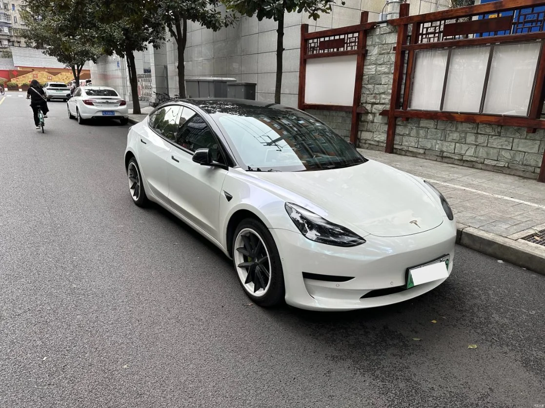 Automóvel novo de veículos elétricos Energy Pure para vendas utilizado na China Veículo elétrico de stock modelo 3 Tesla utilizado Auto eléctrico da Uniland