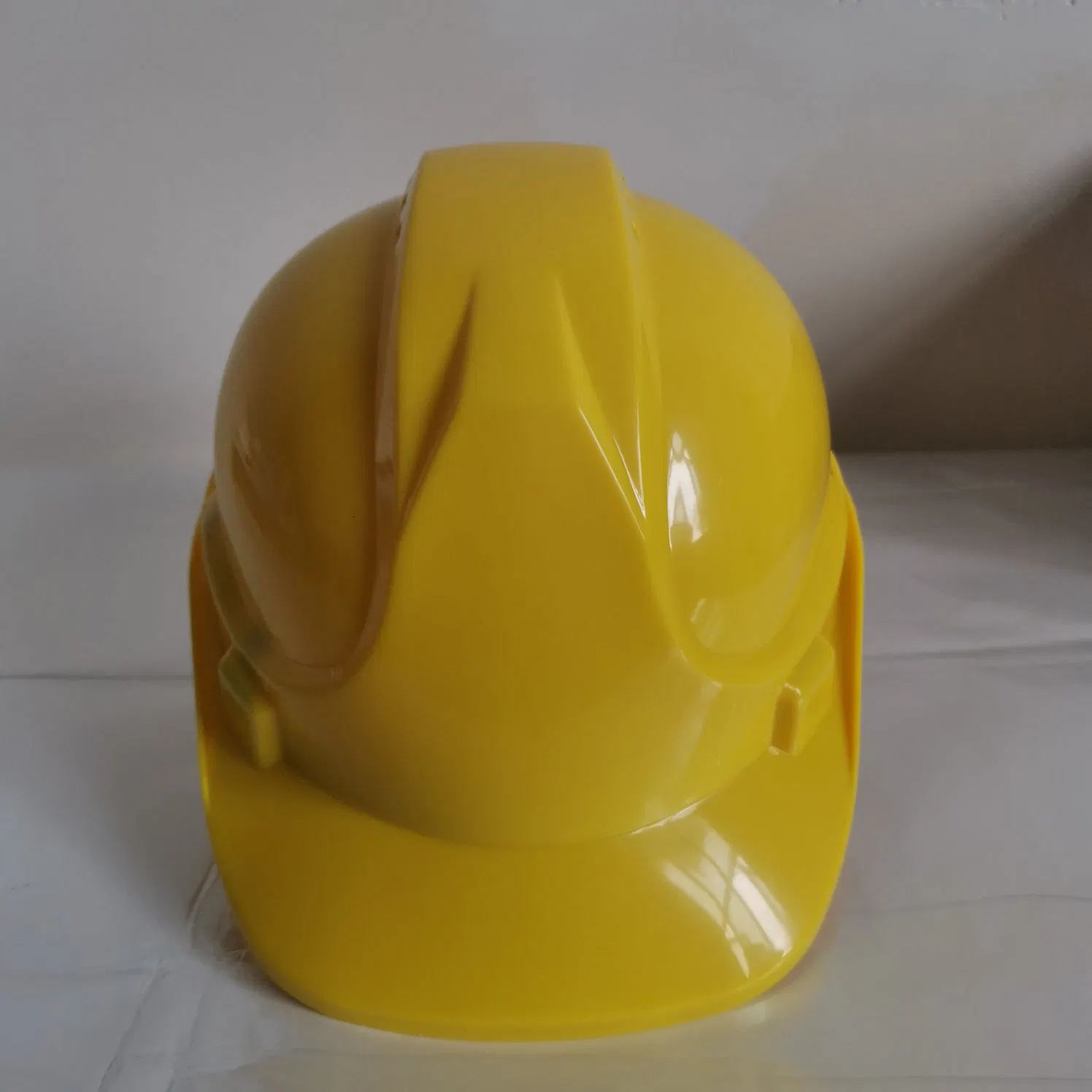 La construcción de la luz de aire acondicionado Seguridad PE Hat Barboquejo casco