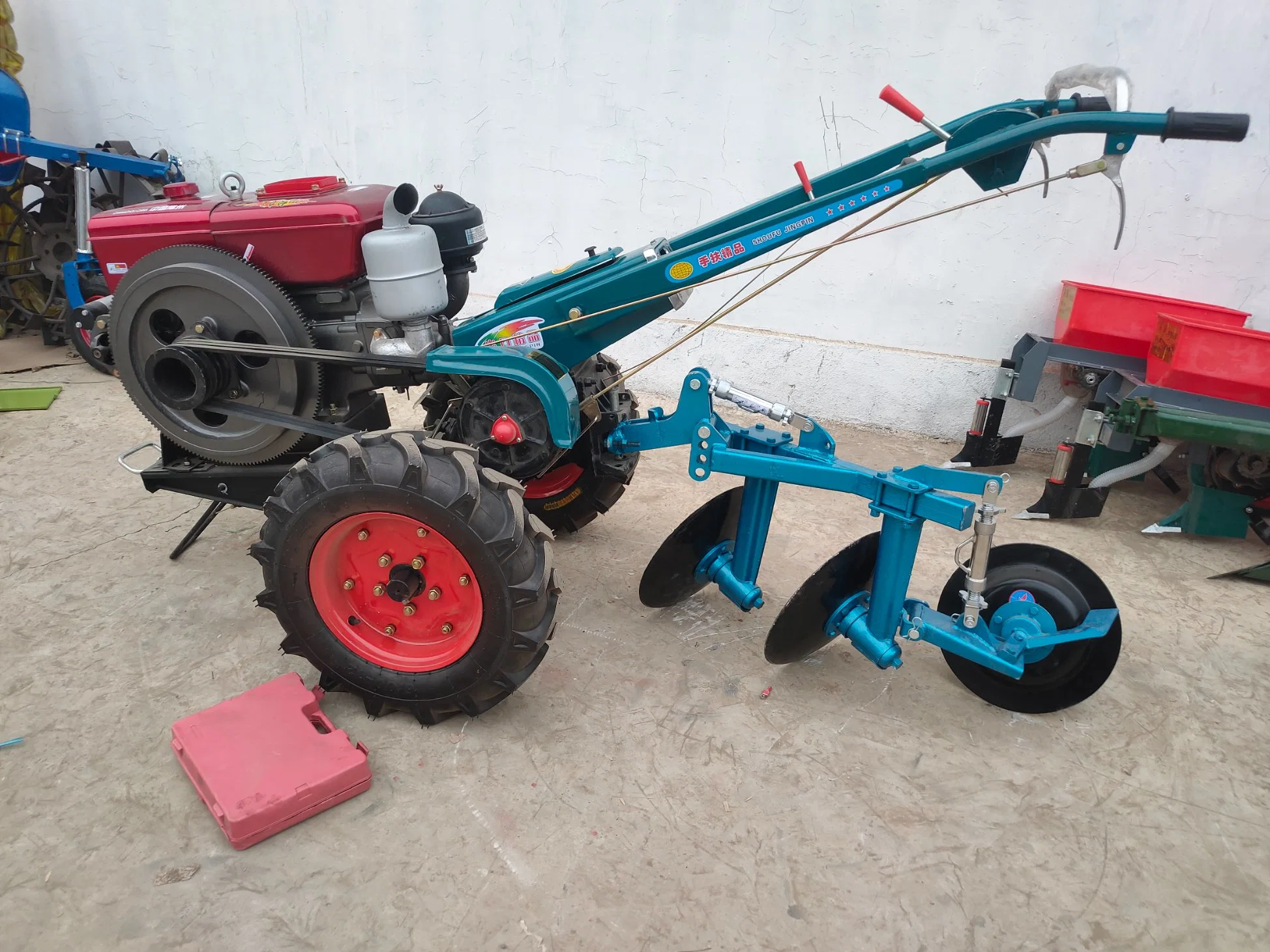 China Mini Garden Loader with Plough/Hand-Held Disc Plow with Walking Tractor