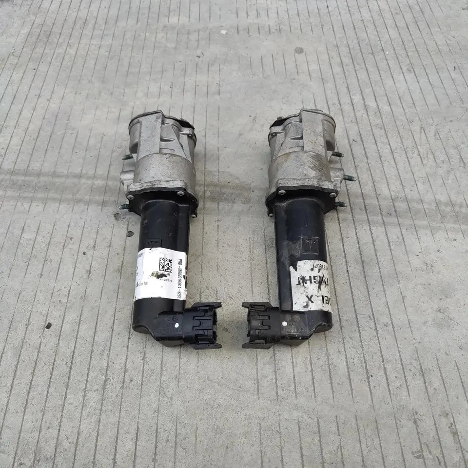 Original utilisé Tesla 1045351 1045352 du moteur de porte pour Tesla Model X Pièces de porte