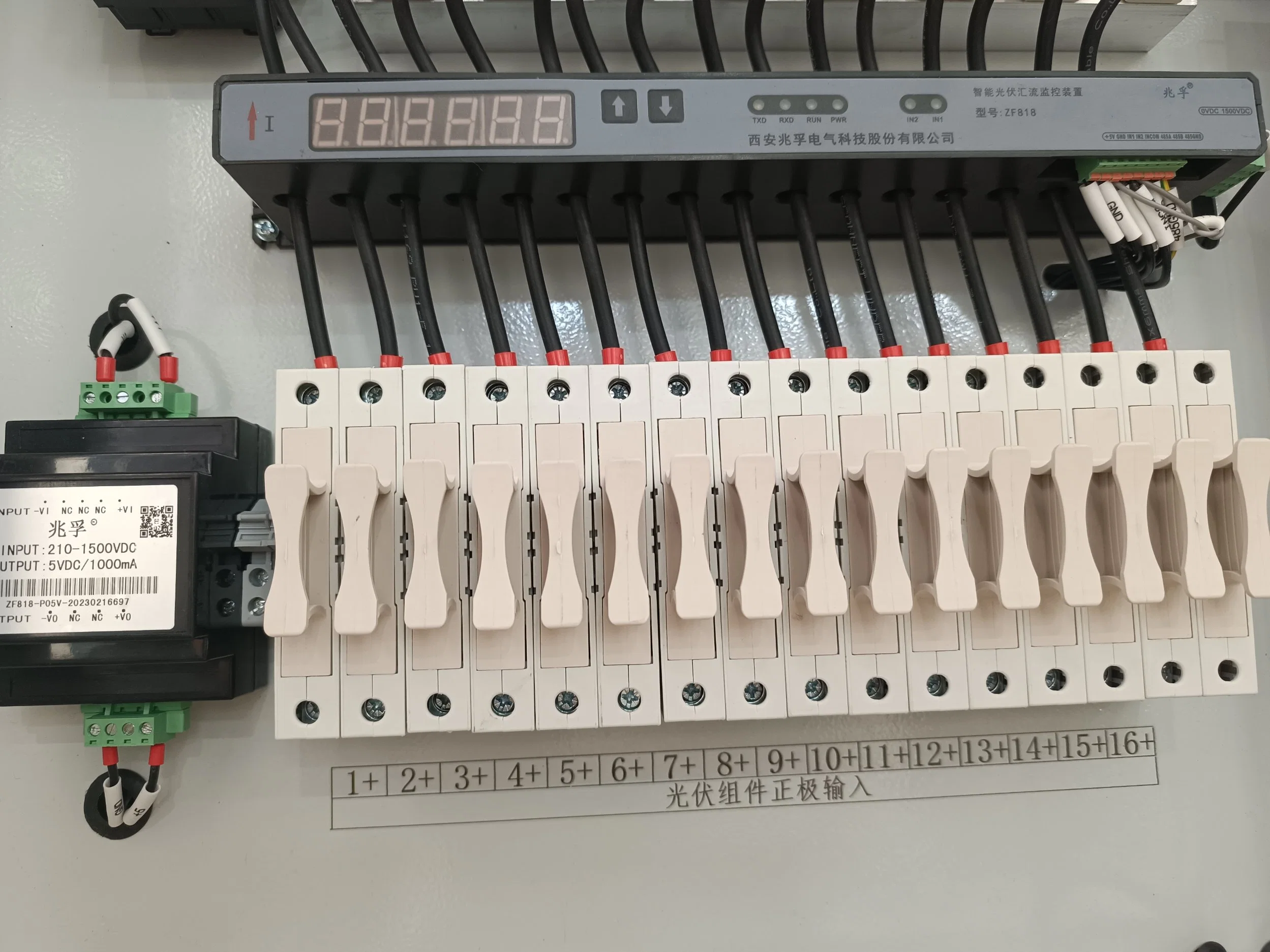 PV-Anschlusskasten für elektrische Solarzellen aus Solarstahl für den Außenbereich PV-Kombinierer-Box Preis