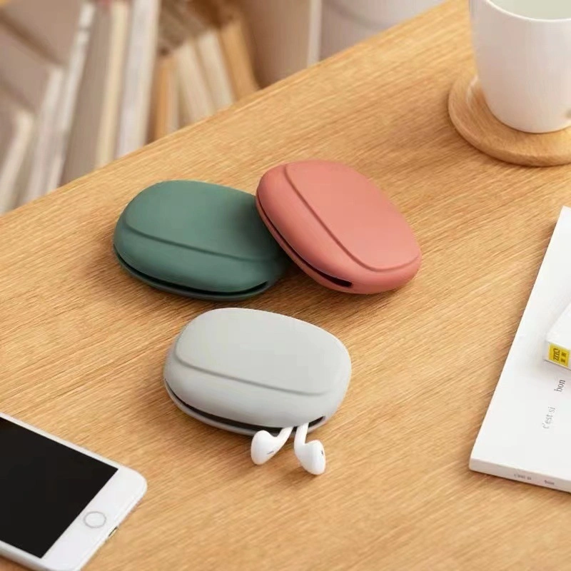 Étui de rangement pour écouteurs en silicone avec câble de données en silicone