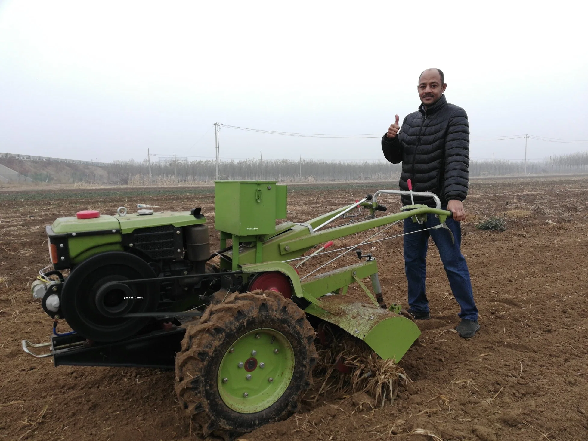 motocultor Accesorios y Herramientas / Pto de Maquinaria Agrícola Tractor pequeño lanza Cuitivator arado a motor Accesorios