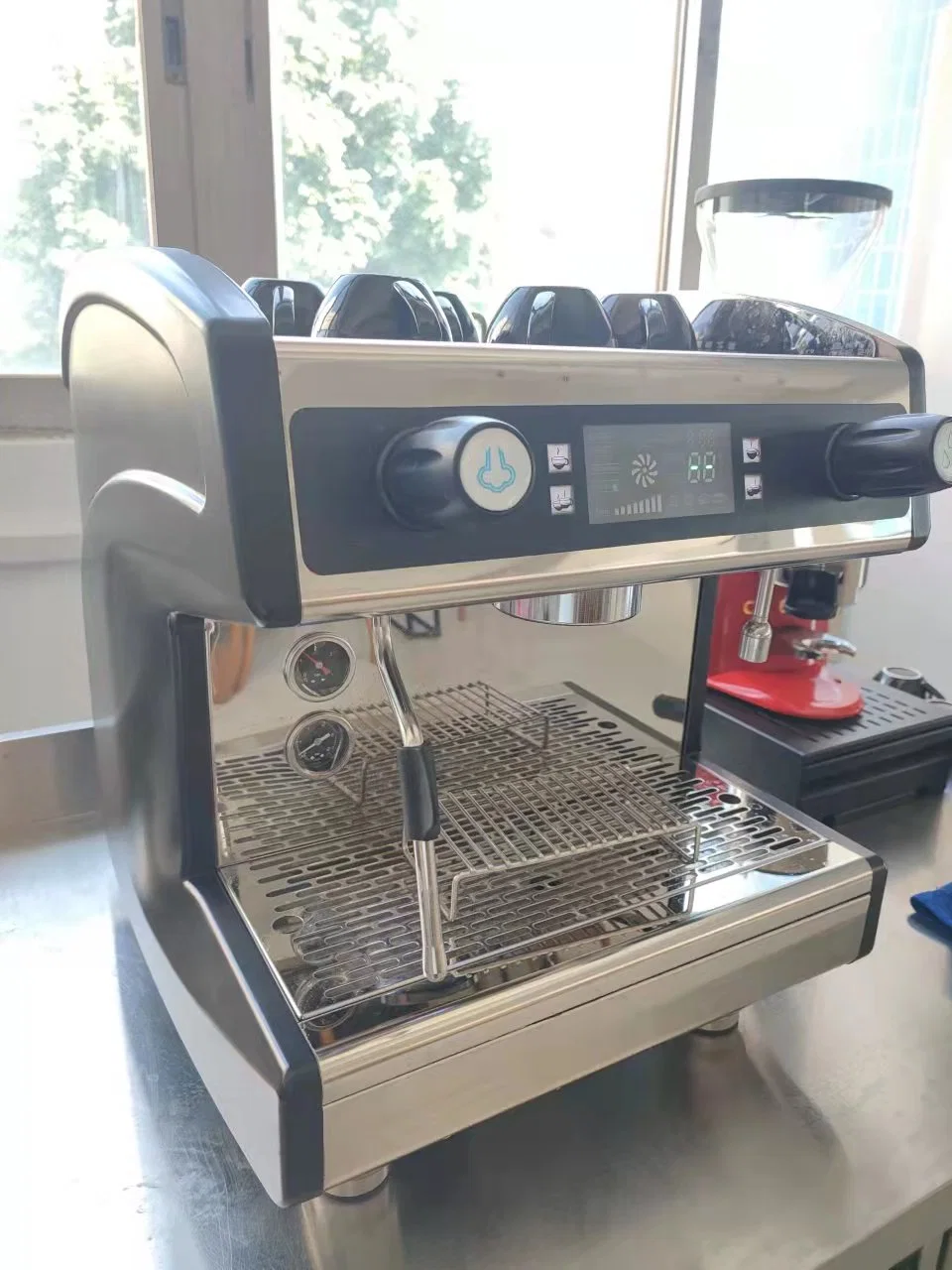 Mejor Precio Semi-automático Espresso Acero inoxidable cubierta Cafetera Con Italia Design