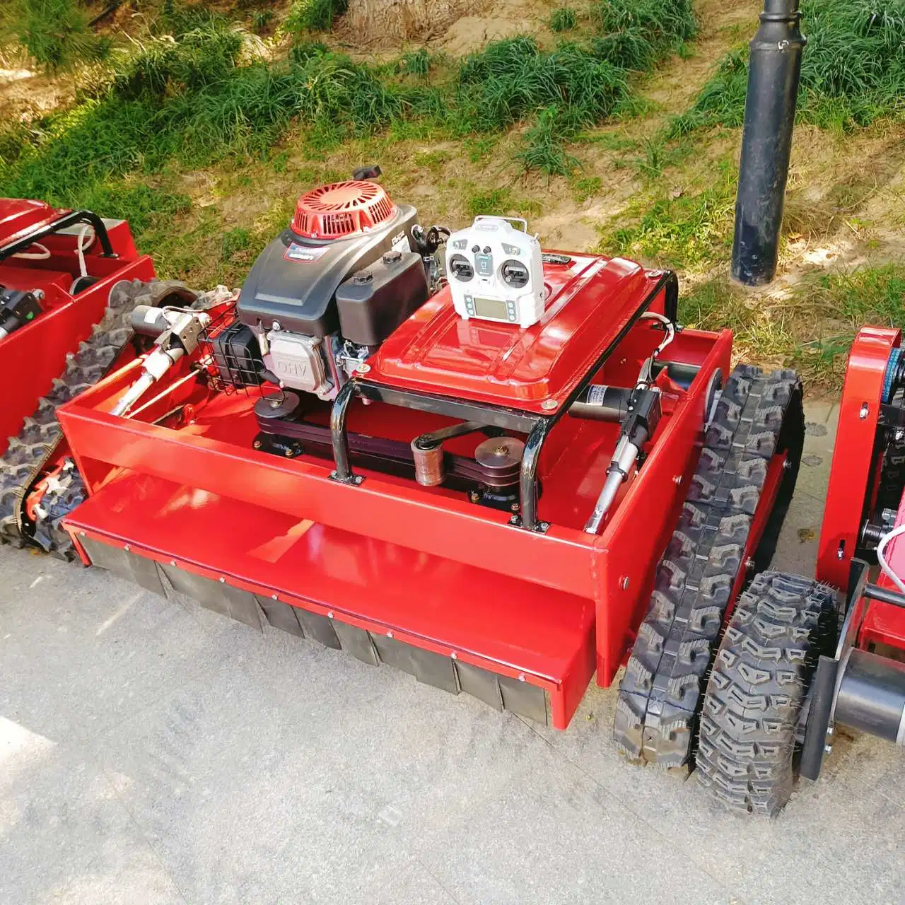 Agricultura en pendiente de gasolina Cortacéspedes de césped